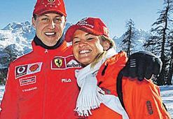 Formula 1'in efsanevi pilotu Schumacher artık yatağa mahkum değil