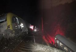 Balıkesir'de facidan dönüldü! Heyelan sebebiyle trenin 2 vagonu raydan çıktı