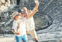 Turizmde gelir rekoru 65.2 milyar dolar