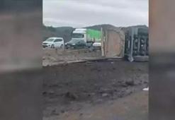 Kuzey Marmara’da kaza alarmı: Kamyon devrildi, uzun araç kuyrukları oluştu