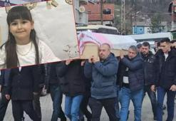 6 yaşındaki Elanur’un ölümünde yürek burkan detay! Kaza öncesi kendi servisini arıyormuş