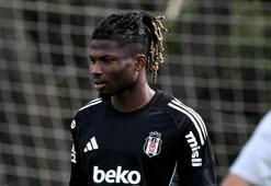 Beşiktaş'ta ayrılık! Bavulunu topladı