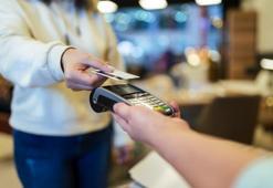 'Limit düşecek' diye kredi kartına yüklenmeyin! Yanlış hamle borcunuzu büyütür