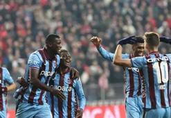 Derbinin kazananı Trabzonspor! Onuachu maça damga vurdu