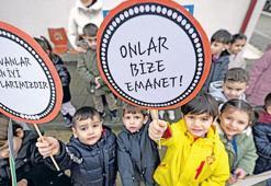 Tablet yerine patili dost