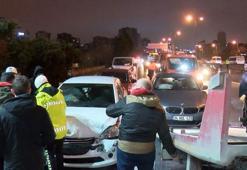Ümraniye'de zincirleme kaza! 8 araç karıştı, trafik yoğunluğu oluştu