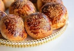 Mayasız pratik poğaça tarifi! Sadece 15 dakikada fırına girmeye hazır oluyor