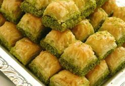 Asla bayatlamayan baklavanın püf noktası! Ne şekerleniyor ne de bozuluyor