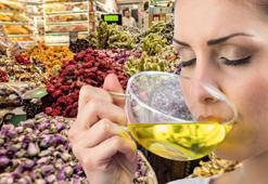 Hastalıklara kalkan olan şifa deposu kış çayı! Boğaz ağrısı, mikrop ve öksürüğü anında geçiriyor