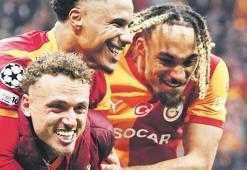 Aslan kükredi Avrupa titredi