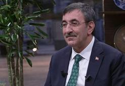 Cumhurbaşkanı Yardımcısı Cevdet Yılmaz'dan Kanal D'de 'Ramazan' tarifi: Toplum için 'arınma' ayı