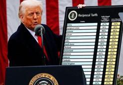 Kararı iptal edilen Trump çıldırdı! Tüm ülkelere yüzde 10 tarife