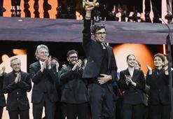 Berlin’de çifte gurur! İlker Çatak’a 'Altın Ayı', Emin Alper’e 'Gümüş Ayı'