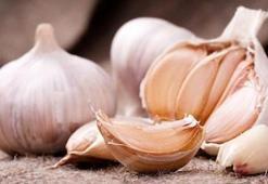 Sonsuza kadar sarımsak doğramayacaksınız! Mutfakta hayat kurtaran tüyo