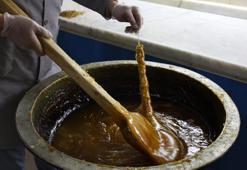 Manisa'da yok satan lezzet! Yılda sadece bir ay üretiliyor: Kilosu 460 TL