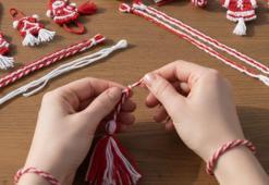 Marteniçka evde nasıl yapılır? 'Baharın habercisi' olarak biliniyor: 1 Mart'ta mutlaka takılmalı