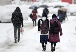 Valilik duyurdu! Erzurum'da eğitime kar engeli