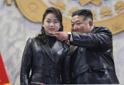 Veliaht iddiaları yeniden gündemde: Kim ve kızı Kim Ju Ae aynı karede poz verdi