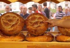 Bayatlayan Ramazan pidesini çöpe atmayın! Bayat pideyi yeni pişmiş gibi yapan 3 yöntem