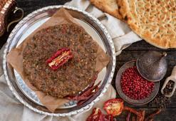 Şekil verme derdi yok, lezzeti damak çatlatıyor! Antakya'nın gözde yemeği: Tepsi kebabı tarifi