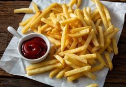 Asla yağ çekmiyor, dışı buz gibi çıtır kalıyor: İşte patates kızartmasının gerçek sırrı