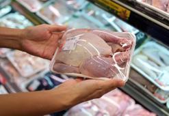 Sağlıklı sanıyorduk ama düşmanımızmış! Tavuk etindeki gizli tehlikeye karşı kritik uyarı