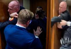 ABD senatosunda, “İsrail için savaşmak istemiyoruz” diyen emekli askerin kolunu kırdılar