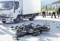 Motosikletli 2 kadının acı kaderi