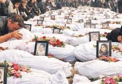 Büyükler savaşıyor çocuklar ölüyor