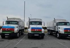 Savaşın ortasında 'dostluk eli': Azerbaycan, İran'a tonlarca insani yardım gönderdi