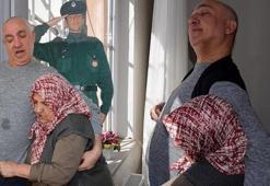 78 yaşındaki annenin 22 yıllık mücadelesi: Engelli oğluna gözü gibi bakıyor