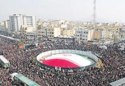 İnkılap Meydanı’nda cenaze töreni
