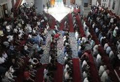 İL İL BAYRAM NAMAZI SAATLERİ 2026! Ramazan Bayramı bayram namazı saat kaçta? Bayram namazı vakitleri Ankara, İstanbul, Bursa: Bayram namazı ne zaman, saat kaçta kılınacak? 81 il bayram namazı saatleri