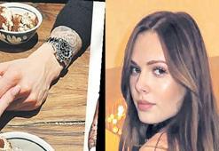 Kalbini Fransız modele kaptırdı