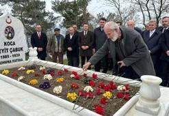 Seyit Onbaşı, mezarı başında dualarla anıldı
