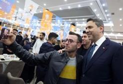 Bakan Alparslan Bayraktar Erzincan'daki "Vefa İftarı" programına katıldı