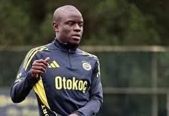N'Golo Kante'den ayağının tozuyla fedakarlık!