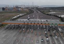 Bakan Uraloğlu duyurdu: 'Bayramda 12,3 milyon araç geçiş yaptı'