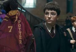 Hogwarts yeniden açılıyor! Harry Potter dizisinin fragmanı yayınlandı