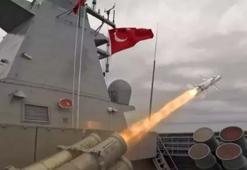 Savunma Sanayii Başkanı Haluk Görgün görüntüleri paylaştı! Gemisavar füzesi ATMACA, kara hedefini tam isabetle vurdu