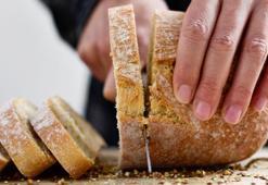 Ekmeği buraya koyuyorsanız hemen durun! Meğer kendi ellerimizle bayatlatıyormuşuz