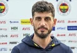 Samet Akaydın, birçok yıldızı geride bıraktı!