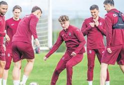 Muçi üçleme peşinde