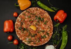 Lahmacun harcının içine ekleyin! Tadına tat katıyor