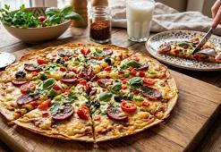 Şipşak hazır leziz krep pizza tarifi! Hamur yoğurma, açma derdi olmadan kolayca hazırlanıyor