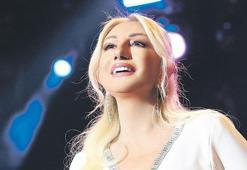 Hayranları Muazzez Ersoy'a seslendi: 'Kayseri’ye gelin ol!'