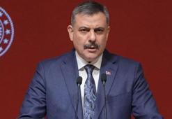 Bakan Çiftçi, İstanbul'daki terör saldırısında yaralanan polisle görüştü