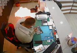 Bayburt’ta tehlike anı! Batarya patladı, ortam bir anda alev aldı