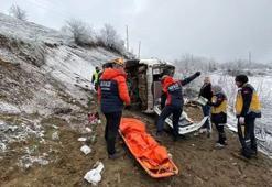 Artvin’de ambulans kar ve buzlanma nedeniyle uçuruma yuvarlandı: 1 ölü, 4 yaralı