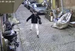 'Örümcek Adam' gibi tırmandı! 3’üncü kattaki daireden çantayı çaldı: O anlar kamerada